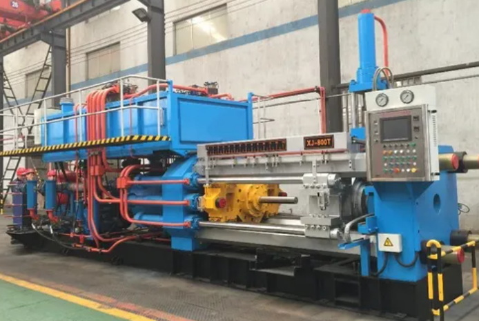 Aluminium extrusiepers_3.jpg