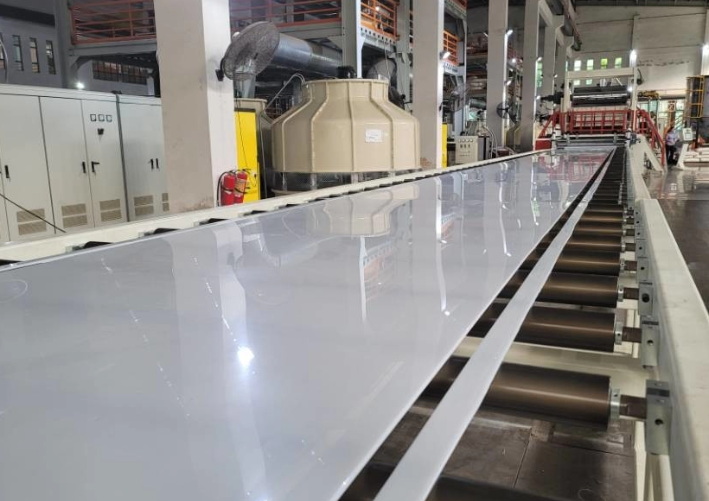 Ligne de production d'extrusion de plaques &eacute;paisses PE_1.jpg